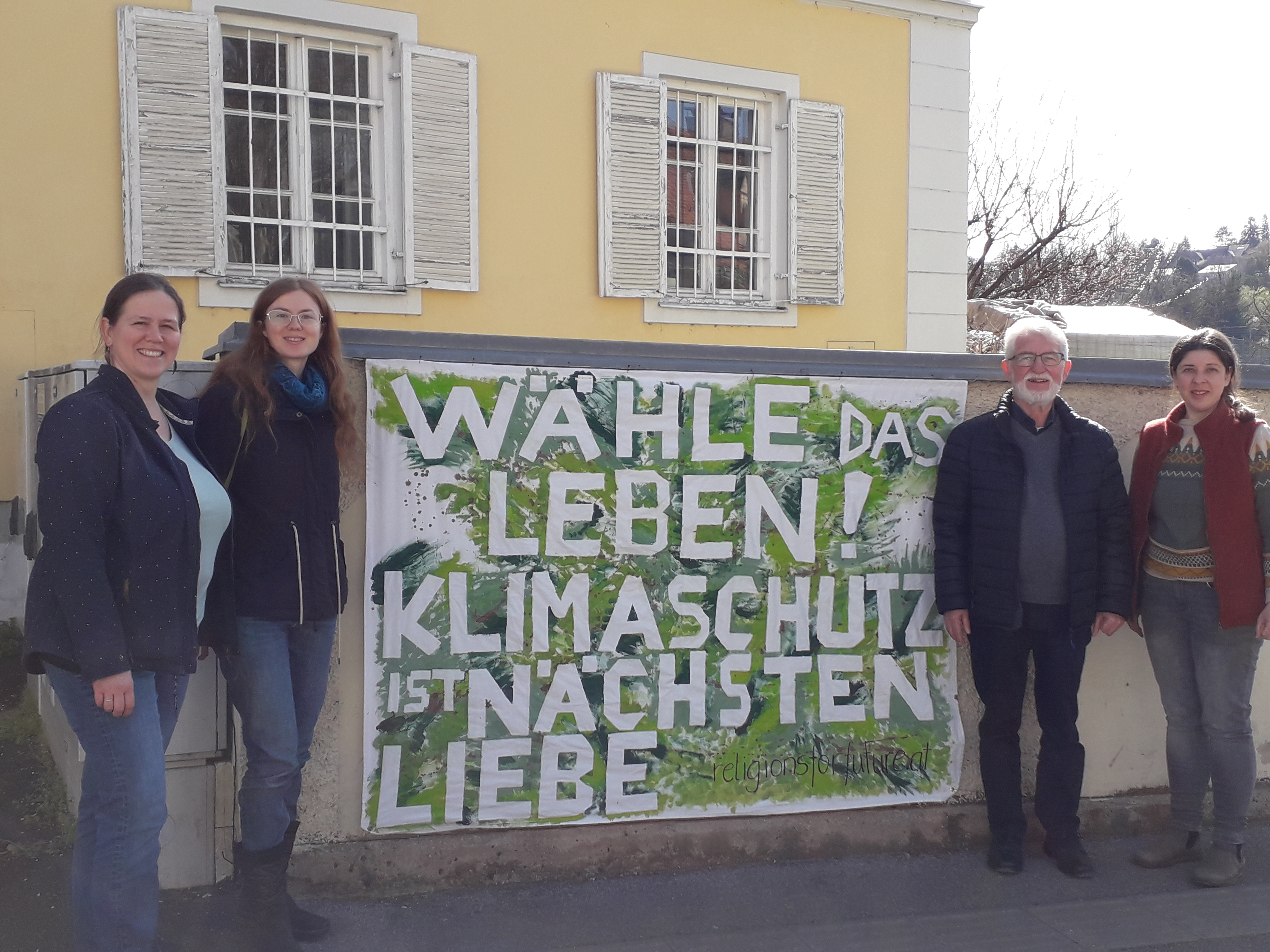 Das Banner: Wähle das Leben! Klimasutz ist Nächstenliebe